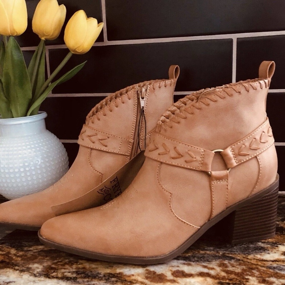 Frye &‎ Co Palma Stacked Heel Booties Light Tan Women’s 7 - Picture 2 of 9